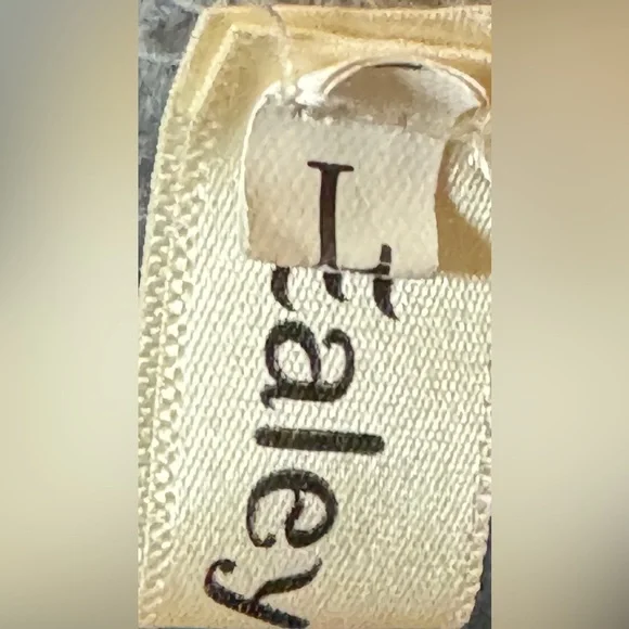 Ealey Fushi “I Am Freaking Cold” Sweatshirt – Size Large (Fits Like Medium) Gray - Picture 5 of 5